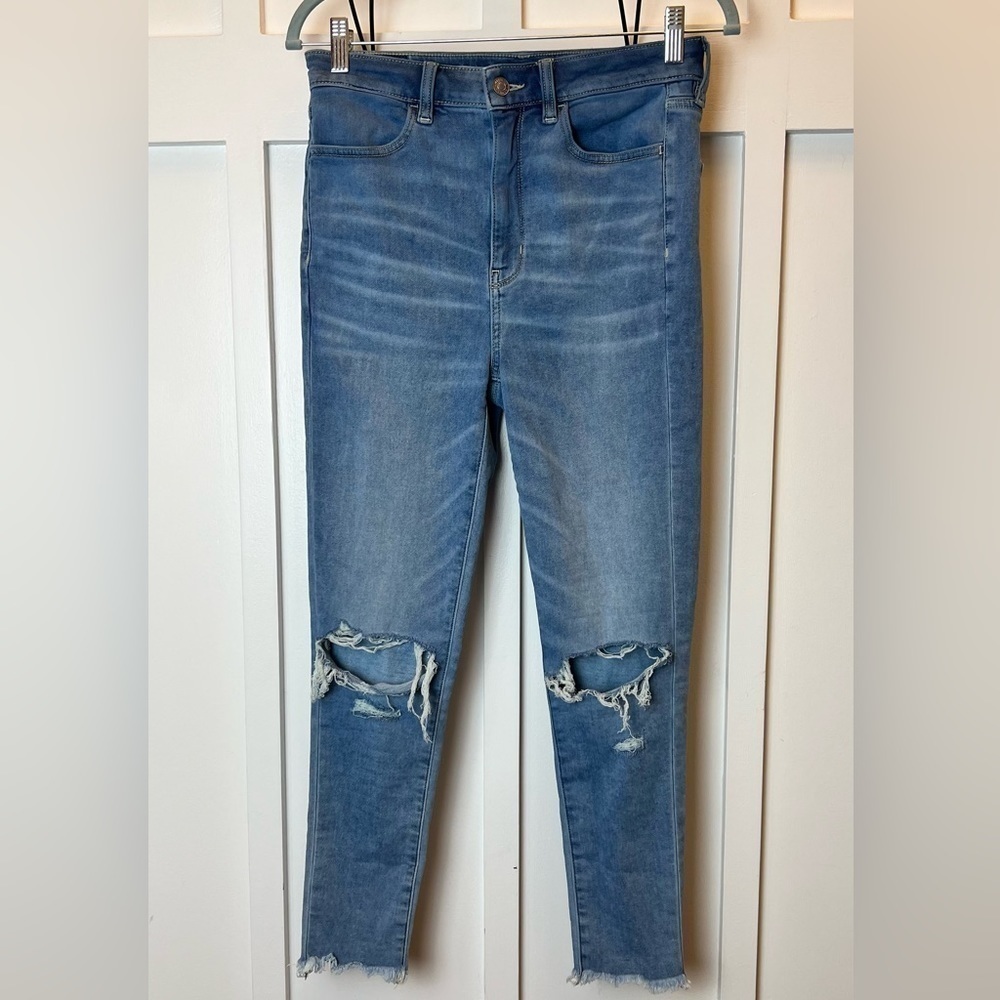 American Eagle Highest Rise Jegging Crop Jeans Size 6 Blue Distressed Classic